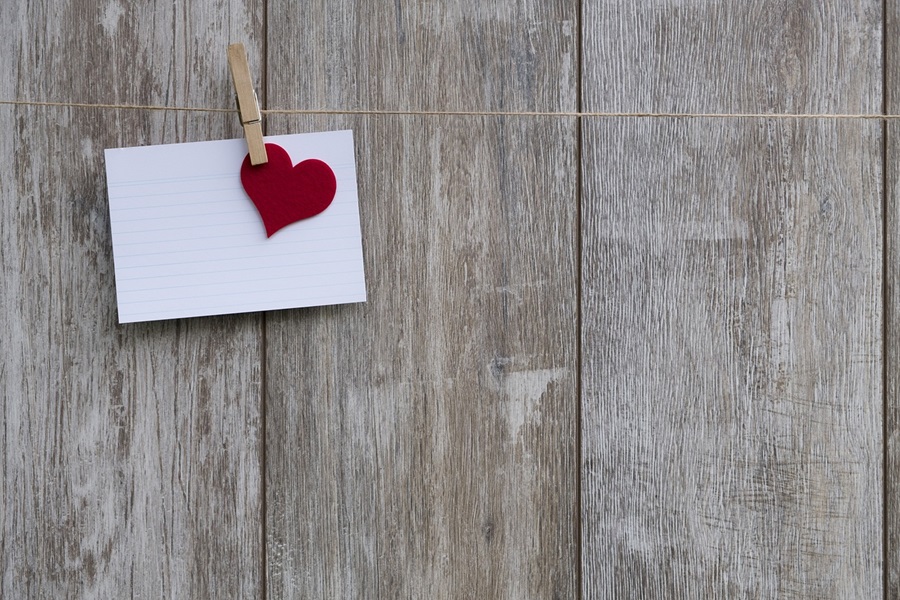 DIY Valentines Day Crafts for Kids a Postcard with a Heart on a Clothes Line