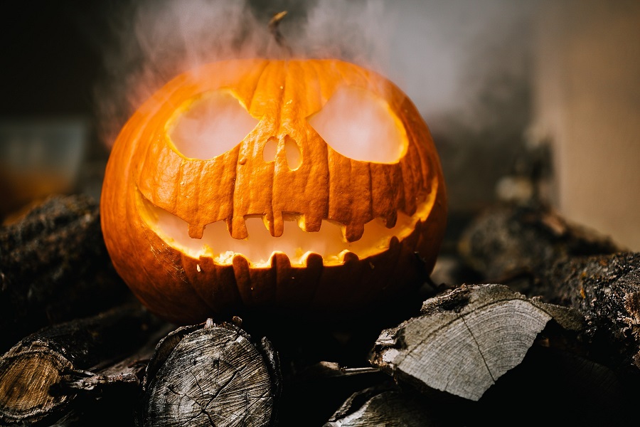 Halloween Virgin Party Drinks Jack O Lantern with Smoke Coming from Inside